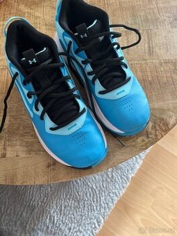 Under armour boty
