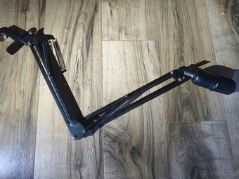 Mikrofon Hyperx s ramenem