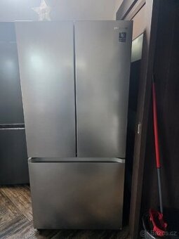 Americká lednice Samsung