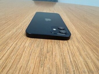 iPhone 12 64 GB - černý