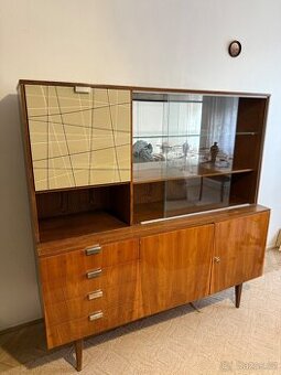 Retro obývací stěna / vitrína z 60. let – původní stav