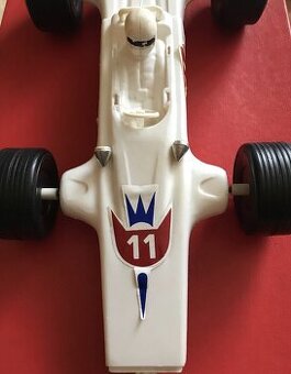 Staré dětské autíčka Retro hračky