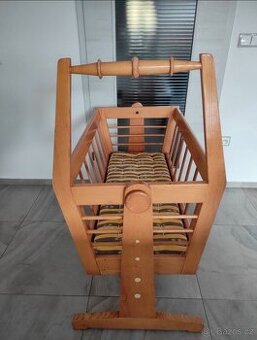 Kolébka pro miminko z jasanu - 1