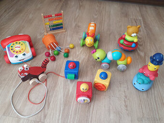 Hračky pro nejmenší - velké množství 3