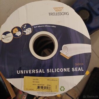 silikonove tesnení oken dveři