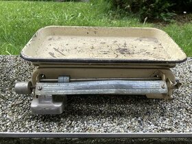 Stará kuchyňská váha