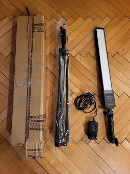 NOVE Pasové výkonné led světlo + stativ do 200cm
