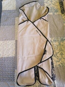 Zavinovačka do autosedačky, značka Emitex