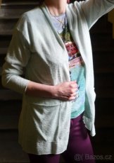 Dlouhý sv.zelenkavý svetřík - kardigan, barva mint / vel. L