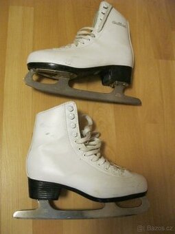 Dámské / dívčí brusle Crowned 36