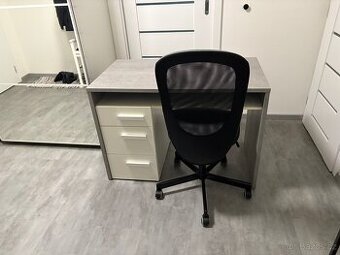 Pracovní stůl + ergonomická židle