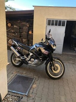 Honda Africa Twin 750