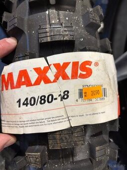 Pneu Maxxis 140/80-18