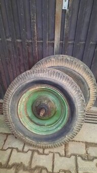 Kola na traktor nebo vozík