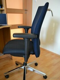 Kancelářská židle Haworth (Německo) PC 17300,-
