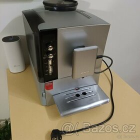 Kávovar Siemens EQ.5 MacchiatoPlus TE506201RW 