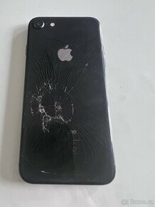 iPhone 8 nereaguje - 1