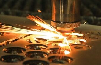 pracovník na laserové vypalování dílů 280-300kč/hod