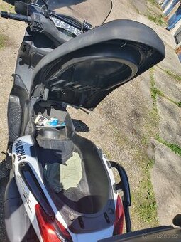 Yamaha x-max 125 2008