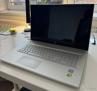 HP Envy 17 - BANG & OLUFSEN