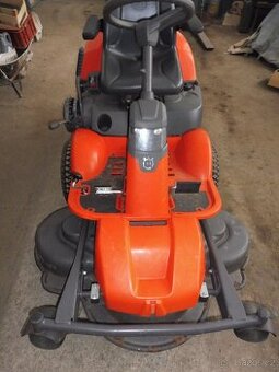 sháním travní traktor, rider, sekačku