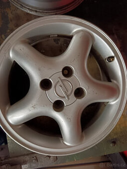Kola Opel