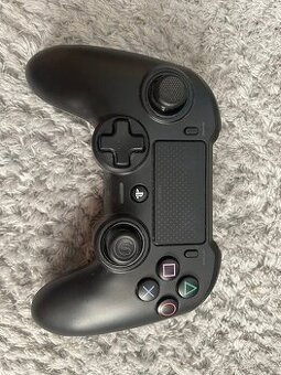 PlayStation 4 ovladač