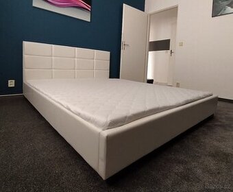 Moderní postel dvoulůžko z eco kůže včetně matrace - 1