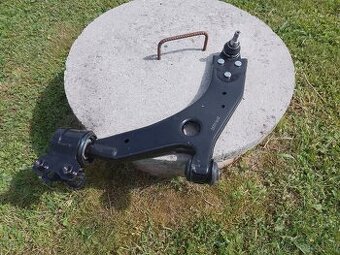 Levé přední rameno Ford Kuga MK1