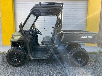 Can-am,pouze najeto 886km,12/2023,spz