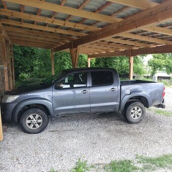 Toyta hilux - 1