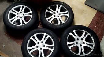 Sada kol 205/60 R16 zimní 5x114,3 ET48 střed 67,1
