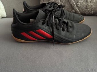 Kopačky sálové Adidas 41,5