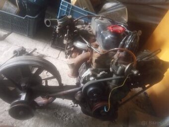 Škoda 100 100L motor - 1