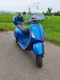 Vespa GTS 300 HPE - 1