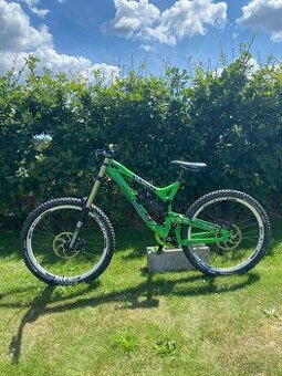 Downhill kolo Intense 951 - TOP STAV