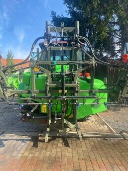 Nesený postřikovač Tecnoma