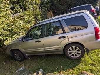 Subaru Forester benzín automat 2004
