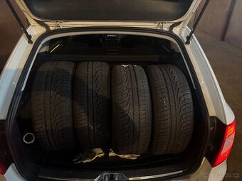 225/50R17