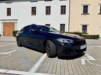 BMW rad 5 540i mHEV xDrive A/T, 2023, 80 000km, DPH