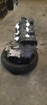 Motor Suzuki GSX-R 1000 2003