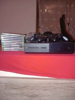 Prodám Xbox One bundle konzole + 2 ovladače + 10 her + Kinec