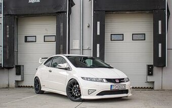 Honda Civic TypeR FN2 2.0 i-VTEC 148kW Championship White