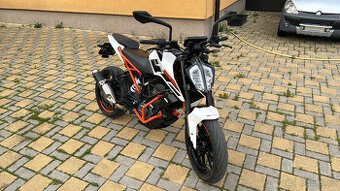 KTM Duke 125, 33tkm, rok 2017