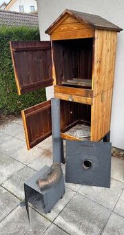 Rezervace - Dřevěná udírna s topeništěm - Rezervace