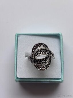 Nové stříbrné prstýnky punc 925