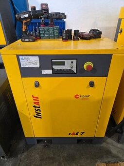 ŠROUBOVY KOMPRESOR FIRST AIR FAS7 + sušička vzduchu