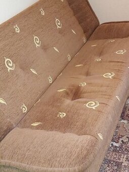 Pohovka a dvě křesla