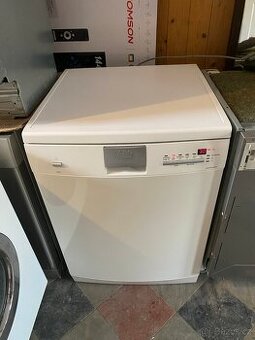 Volně stojící myčka zn.AEG