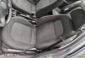 prodám sedačky s výhřevem do Škody Fabie 1